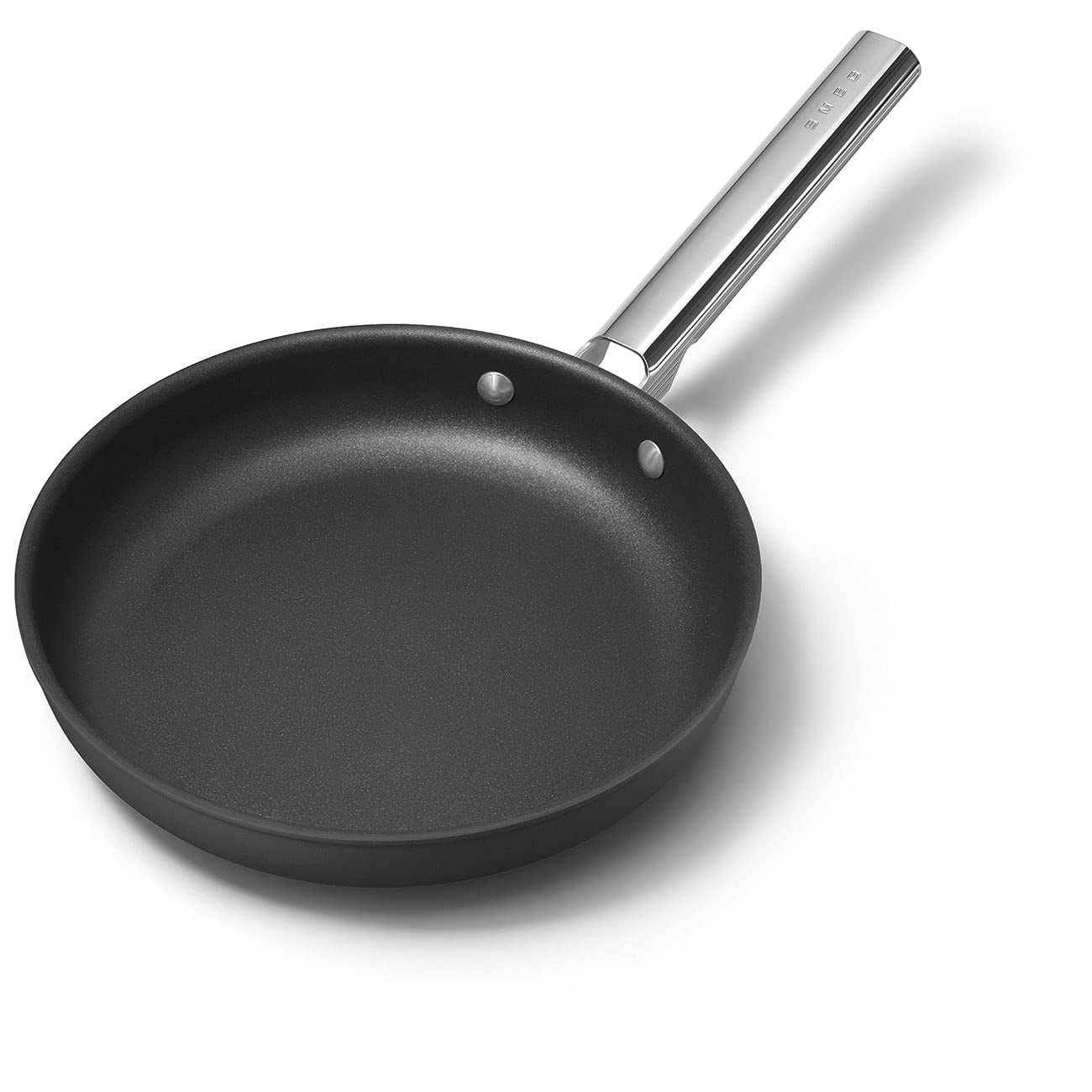 Utensilios De Cocina Frypan Smeg Negros De 26 Cm Con Revestimiento Antiadherente