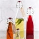 thumbnail image 2 of KILNER BOTELLA TAPA ROJA CON CIERRE CLIP 1LT, 2 of 2