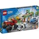 thumbnail image 4 of Set de Construcción LEGO City Policía Robo del Monster Truck 60245, 4 of 6