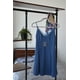thumbnail image 3 of Vestido Mini Elegante para Festival con Escote en V, Ribete de Encaje y Satén en Color Azul Espuma de Mar, 3 of 5