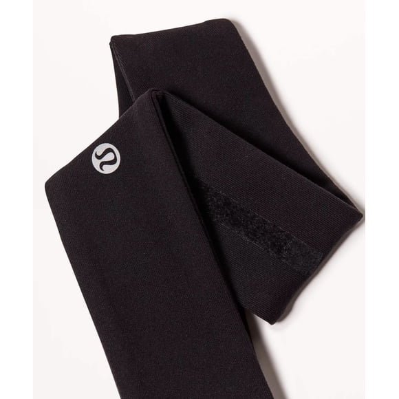 Diadema lululemon Fly Away Tamer Headband II