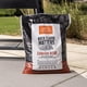 thumbnail image 3 of Pellets De Madera Mezcla Signature Traeger Bolsa De 8 2 Kg, 3 of 6