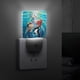 thumbnail image 4 of Mermicorno: Caída de Estrellas Luz nocturna LED con sensor de anochecer a amanecer para dormitorio, baño, pasillo, escaleras - Lámpara LED nocturna de enchufe, 0.5W - 1 pieza, 4 of 6