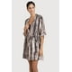 thumbnail image 1 of Bata Estampado ZeSosten, talla L, 1 of 3