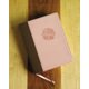 thumbnail image 2 of Biblia HarperCollins Diario The Word para Mujeres (Marrón/Rosa), 2 of 8