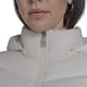 thumbnail image 2 of Abrigo Calvin Klein, ligero, acolchado y con capucha, para mujer, 2 of 6