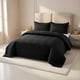 thumbnail image 1 of Cubrecama Quilt De Verano De 2 Plazas Medida 230x250cm Delgado + 2 Fundas De Almohada Negro, 1 of 3