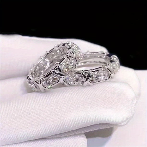 1pc Stylish Golden Hip-hop Ring with White Zircon Inlay - Perfect for Men and Women's Fashion and Weddings