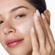 thumbnail image 5 of Set de cuidado de la piel Clinique Moisture Surge 100H Hidratante, 5 of 7