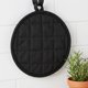 thumbnail image 5 of REGALWOVEN 2 Pcs Soportes para Ollas, Trébedes Resistentes al Calor, Almohadillas Antideslizantes para Encimeras, Soportes para Ollas de Horno para Cocina, Hornear y BBQ Negro 7.1*7.1in, 5 of 6
