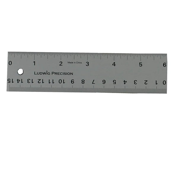 Regla Ludwig Precision 15 cm Plateada Antideslizante