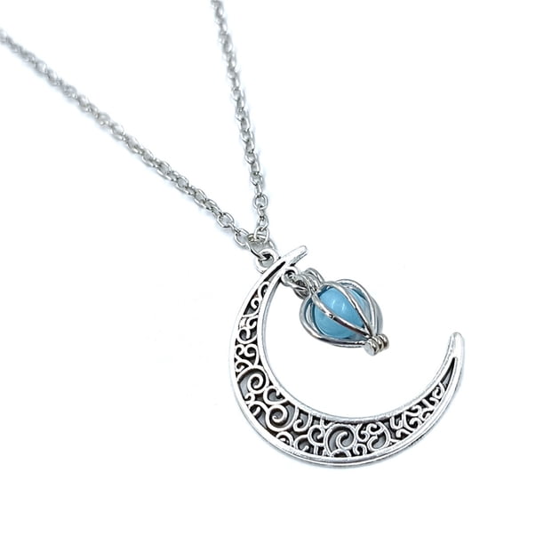 Glowing Luminous Moon Pumpkin Pendant Necklace - Perfect for Halloween and Nighttime Jewelry