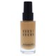 thumbnail image 2 of Base Bobbi Brown Skin SPF 15, 30 ml, bronceado natural para mujer, 2 of 3