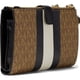 thumbnail image 2 of Bolso Michael Kors Pulsera Jet Set con Doble Cremallera para Mujer Husk Multi, 2 of 3