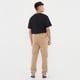 thumbnail image 3 of Pantalón Hombre Jogger Fit Twill Camel Liso Corona, 3 of 5