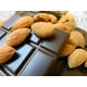 thumbnail image 2 of Quintal - Chocolate De Leche Con Almendras - Barra 100g, 2 of 6