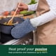 thumbnail image 3 of Guantes de horno Best Brands 14x22 cm, paquete de 2, resistencia 450 °F, 3 of 7