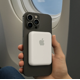 thumbnail image 3 of Cargador Inalámbrico Power Bank 10000 mAh con MagSafe para iPhone, 3 of 5