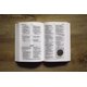 thumbnail image 5 of Biblia HarperCollins Compacta con diseño de camuflaje forestal, 5 of 7
