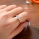 thumbnail image 4 of Anillos de Boda Moissanite de 2 Uds Color D Claridad VVS1 Anillos de Compromiso con Diamante Chapado en 18K Plata Esterlina S925 Moissanite Rings para Mujer con Certificado, 4 of 8