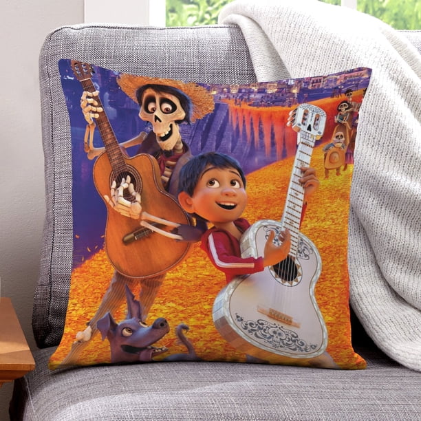 COCO Fundas de almohada de terciopelo con tema, regalos de funda de almohada, decoración para el hogar, cojín de lanzar, regalo de cumpleaños para fans y parejas.61*61cm.