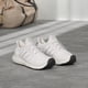 thumbnail image 2 of Zapatilla deportiva adidas Ultraboost 1.0 para hombre, color blanco, talla 9, 2 of 9