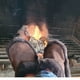 thumbnail image 3 of Pantufla de lana natural y reno café oscuro, 3 of 3