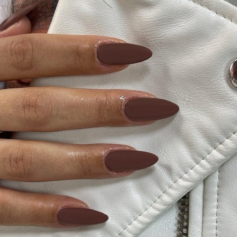 Press On Nails Xcreando Matte Brown, 48 Unidades, Con Forma De Almendra