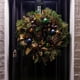 thumbnail image 5 of Colgadores de guirnaldas para puertas, colgadores de coronas navideñas para decoraciones navideñas que cuelgan sobre ganchos decorativos para puertas., 5 of 6