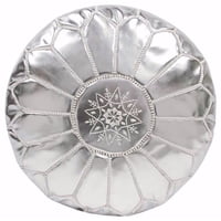 Made In Marruecos - Puff Vegano Color Plateado