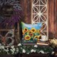 thumbnail image 5 of Cojín Con Girasoles En Acuarela, 5 of 7
