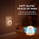 thumbnail image 2 of Protector de Enchufe GlowGuard con Luz Nocturna, 2 of 3