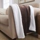 thumbnail image 3 of Manta Sherpa de Blanket Genteele, supersuave y reversible, 127 x 152 cm, 3 of 6