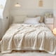 thumbnail image 3 of Frazada con chiporro 200x230cm - beige, 3 of 3