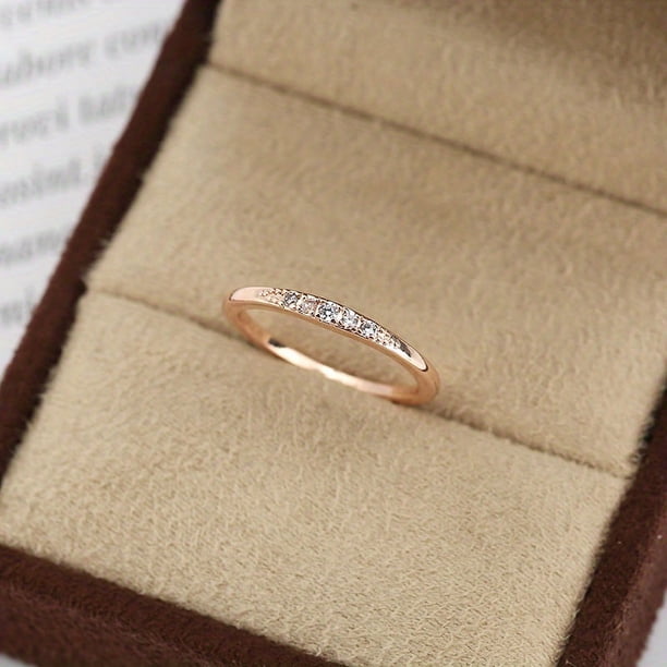 Elegant Zircon Inlaid Finger Ring - Perfect for Parties and Special Occasions