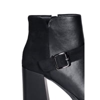 Eda Manzini - Botín Aspen Negro