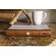 thumbnail image 4 of Biblia HarperCollins NIV delgada y compacta con cubierta de cuero suave, 4 of 9