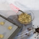 thumbnail image 5 of Zeroll Universal EZ Disher de longitud extendida para porcionado de alimentos, diseñado para uso con la mano derecha o izquierda, apto para lavavajillas, 1 7/16 pulgadas, rosa, 5 of 8