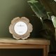 thumbnail image 2 of Marco de fotos circular dorado con flores GIFTY GIFTY 10 × 10 cm (4 × 4 pulg.), 2 of 9