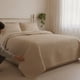 thumbnail image 2 of Cubrecamas Quilt 1,5 Plazas Wonder Collection Beige, 2 of 7