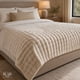 thumbnail image 3 of Manta Ultra Suave Burbujas Beige 150 x 200 cm Blair Home, 3 of 3
