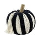 thumbnail image 5 of Cosecha De Otoño Calabaza Tejida A Mano Hogar Pantalla Cena Mesa Calabazas Artificiales Negro Blanco, 5 of 5