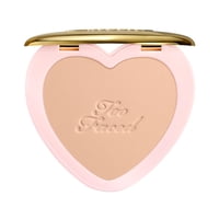 Polvo Fijador Too Faced Born This Way Caramel, 4,7 G