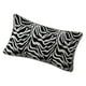 thumbnail image 3 of Funda de Cojín Estampado Rayas Cebra Rectangular, 3 of 3
