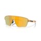 thumbnail image 2 of Gafas de sol Oakley 42 mm con lentes Prizm 24K, acabado mate color curry, 2 of 5