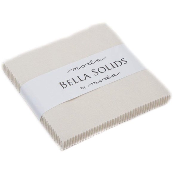 Tela MODA Bella Solids 42x13 cm Pack de Cuadrados de Encanto Eggshell