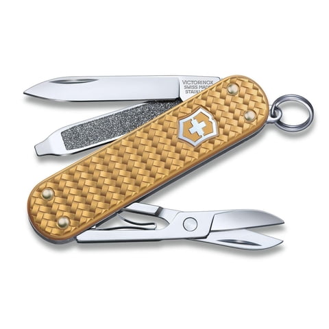 Victorinox - Navaja Pequeña Classic Precious Alox Dorado