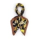 thumbnail image 1 of Pañuelo tipo seda 70 x 70 estampado floral otoñal beige Talla Única, 1 of 2