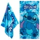 thumbnail image 1 of Toalla de playa Disney Stitch para niños y niños pequeños, 140 x 70 cm, azul, 1 of 3