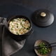 thumbnail image 3 of Cazuela de hierro fundido STAUB 1,5 L negro mate, fabricada en Francia, 3 of 8